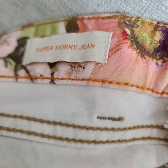 Tory Burch Izzy Floral Jeans - Picture 12 of 12